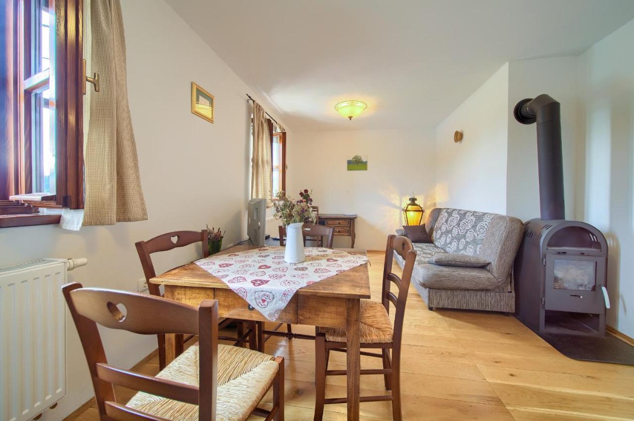 Apartmani Belvedere Fuzine Luaran gambar