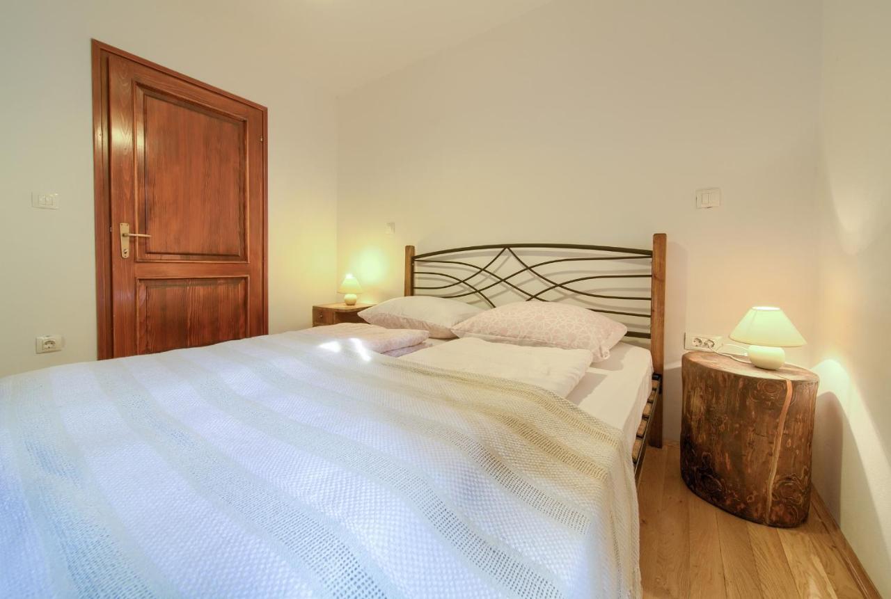 Apartmani Belvedere Fuzine Luaran gambar